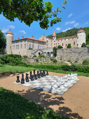 © Visite Guidée du Château de la Batisse