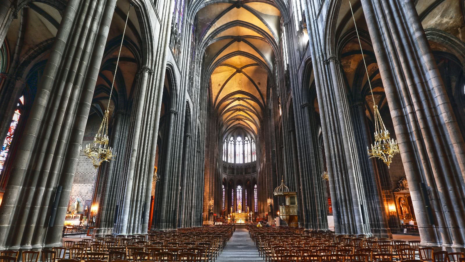 「Cathédrale Notre-Dame-de-l'Assomption」の画像検索結果